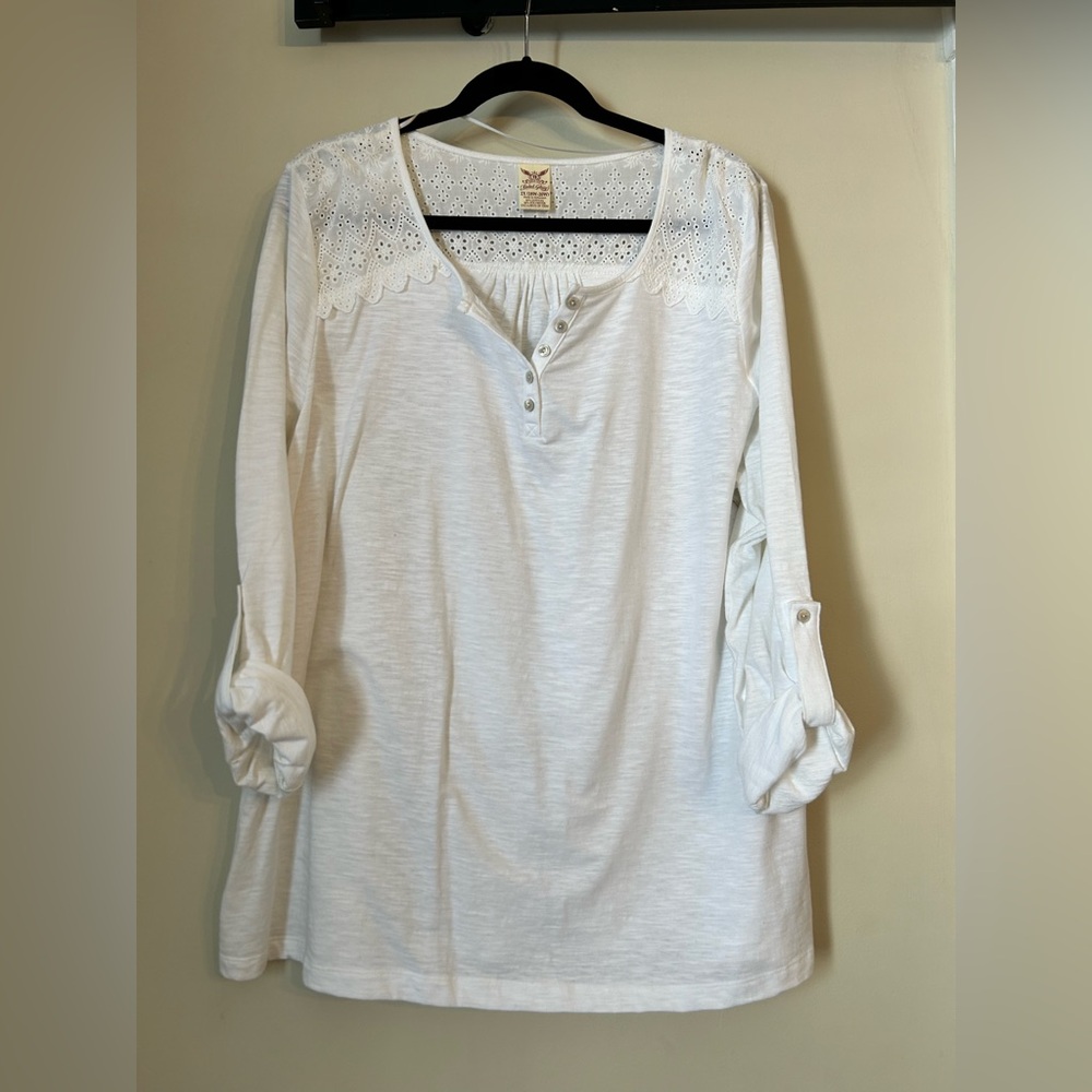Faded Glory White Button-Up Blouse with Lace